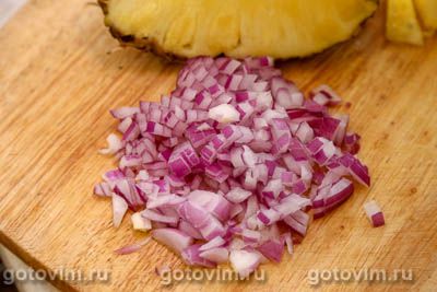 Жареные утиные ножки с ананасами