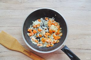 Постный суп из зеленой чечевицы