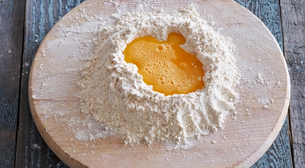 Как приготовить домашние яичные тальятелле, пошаговый рецепт с фото