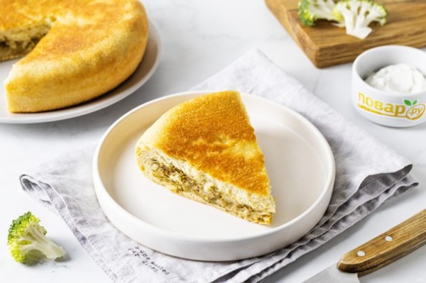 Пирог с брокколи в мультиварке