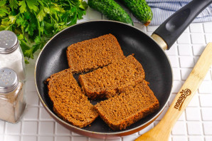 Тосты с селедкой Тосты с селедкой