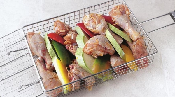 Ассорти куриных ножек и крылышек с овощами, пошаговый рецепт с фото Ассорти куриных ножек и крылышек с овощами, пошаговый рецепт с фото