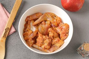 Кролик с гранатом Кролик с гранатом