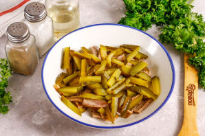 Салат со свеклой и говядиной Салат со свеклой и говядиной