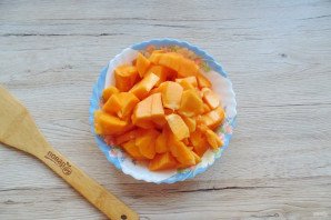 Варенье из хурмы с орехами Варенье из хурмы с орехами