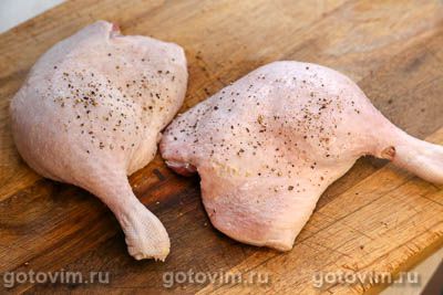 Жареные утиные ножки с ананасами