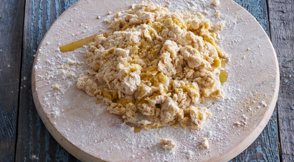 Как приготовить домашние яичные тальятелле, пошаговый рецепт с фото