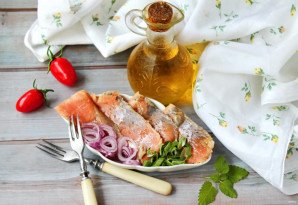 Соленая горбуша с коньяком Соленая горбуша с коньяком