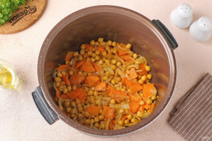 Картофель с нутом в мультиварке Картофель с нутом в мультиварке