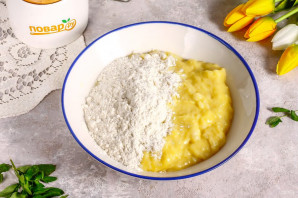 Жареные вареники с вишней Жареные вареники с вишней