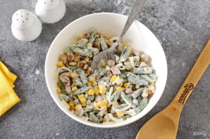 Салат из стручковой фасоли и кукурузы Салат из стручковой фасоли и кукурузы