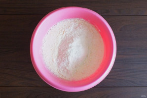 Сахарный пирог с яблоками