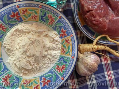 Чебуреки со свининой (тесто на газированной воде) Чебуреки со свининой (тесто на газированной воде)