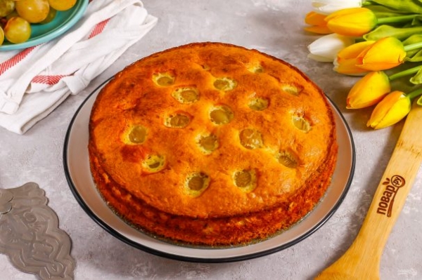 Творожный пирог с виноградом Творожный пирог с виноградом