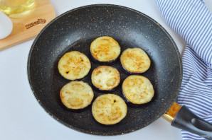 Баклажаны по-узбекски Баклажаны по-узбекски