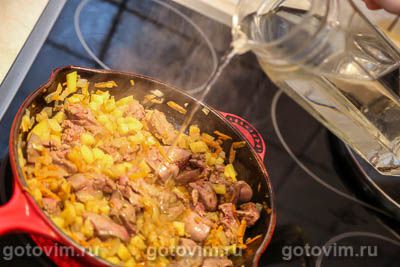 Перловка с куриной печенью и картофелем Перловка с куриной печенью и картофелем