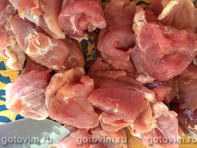 Чебуреки со свининой (тесто на газированной воде) Чебуреки со свининой (тесто на газированной воде)