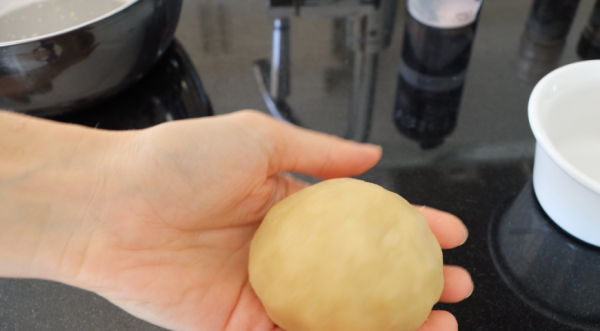 Слоеный хлеб на сковороде, пошаговый рецепт с фото Слоеный хлеб на сковороде, пошаговый рецепт с фото