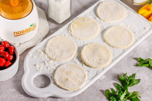 Жареные вареники с вишней Жареные вареники с вишней