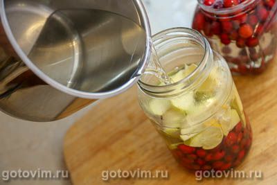 Компот из боярышника с яблоками Компот из боярышника с яблоками