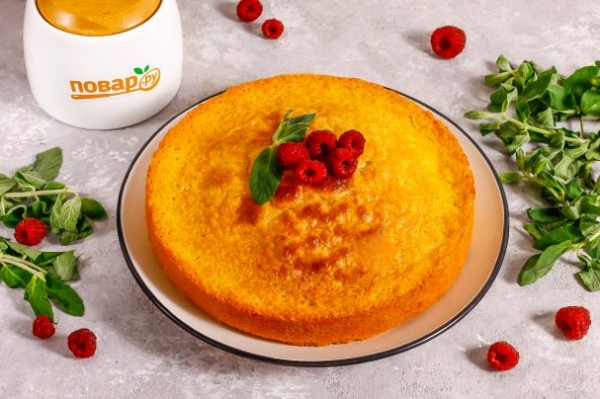 Пирог "Бабка" с малиной Пирог "Бабка" с малиной