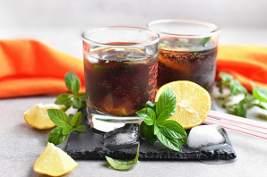 Коктейль с колой Коктейль с колой