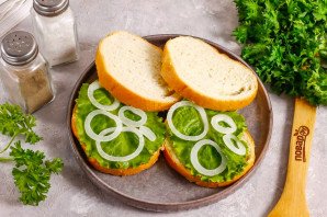 Сэндвич с ростбифом Сэндвич с ростбифом