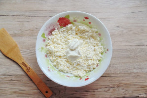 Творожная запеканка с бананом и яблоком Творожная запеканка с бананом и яблоком