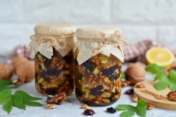 Орехи с медом Орехи с медом