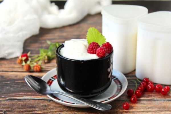 Йогурт в мультиварке на кефире