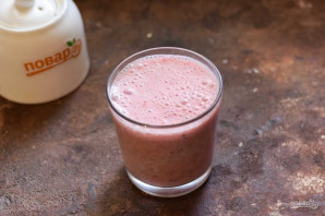 Смузи из киви и клубники Смузи из киви и клубники