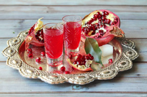 Ликер из граната Ликер из граната