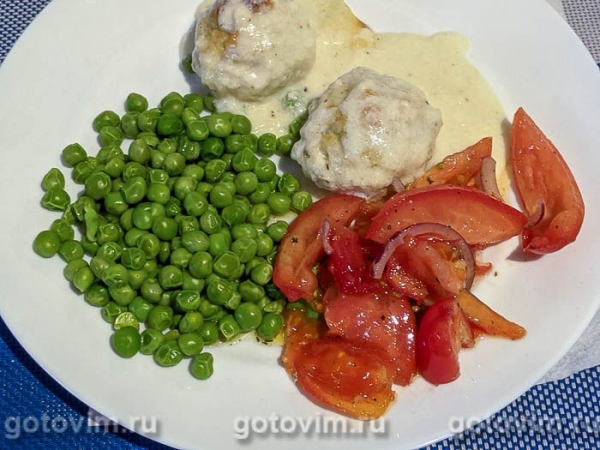 Тефтели из курицы с молочным соусом Тефтели из курицы с молочным соусом