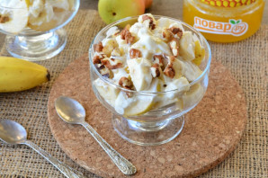 Салат из груши и банана Салат из груши и банана