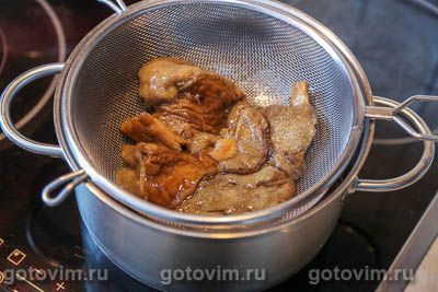 Суп из замороженных грибов с мучной подбойкой Суп из замороженных грибов с мучной подбойкой