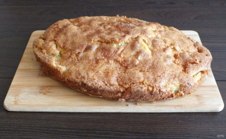 Сахарный пирог с яблоками