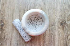 Засолка груздей сухим способом