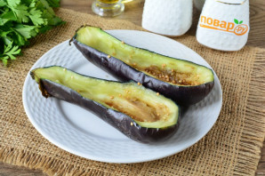 Баклажаны фаршированные сыром в духовке
