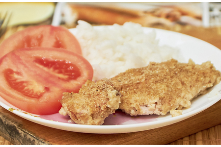 Отбивные из свинины в панировочных сухарях Отбивные из свинины в панировочных сухарях