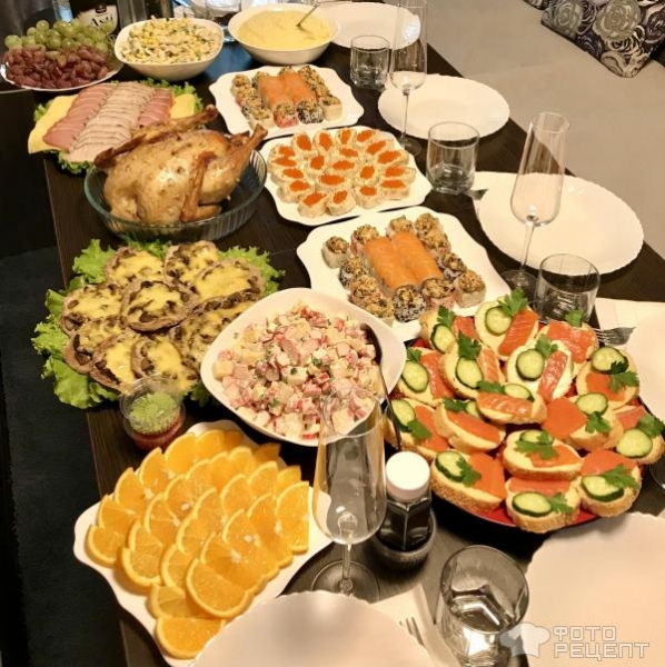 Рецепт: Лаваш с лососем - с сыром и красной икрой Рецепт: Лаваш с лососем - с сыром и красной икрой