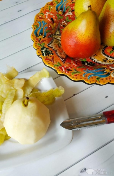 Рецепт: Шоколадный кекс с грушами - как сделать из обычного кекса праздничный Рецепт: Шоколадный кекс с грушами - как сделать из обычного кекса праздничный