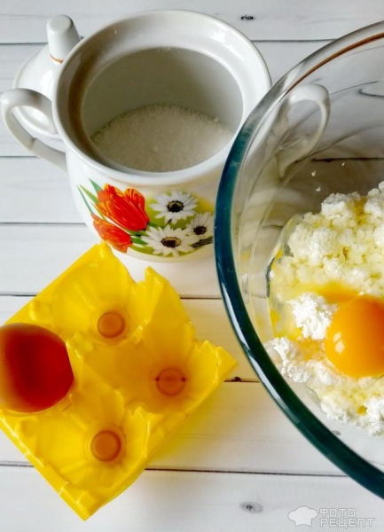 Рецепт: Сырники сладкие - без муки с яблоками Рецепт: Сырники сладкие - без муки с яблоками