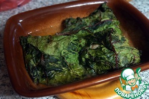 Треска в свекольных листьях