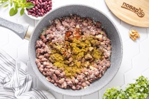 Лобио из красной фасоли (классический рецепт) Лобио из красной фасоли (классический рецепт)