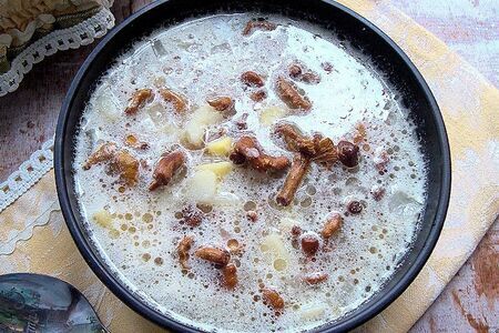 Суп из лисичек Суп из лисичек