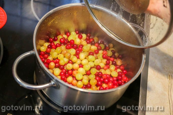 Варенье из клюквы с виноградом