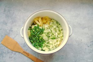 Белая окрошка на сыворотке Белая окрошка на сыворотке