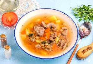 Суп из консервированной фасоли с мясом