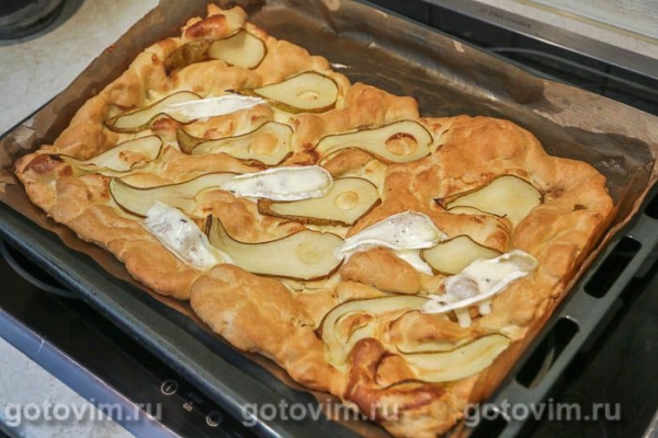 Альмойшавена с грушей и сыром бри (Almoixavena) Альмойшавена с грушей и сыром бри (Almoixavena)