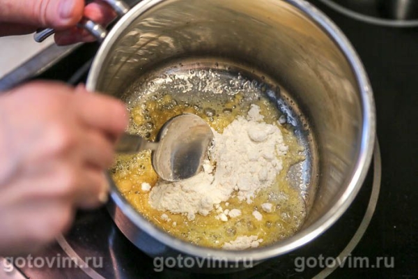 Лазанья с фрикадельками, овощным соусом и бешамель Лазанья с фрикадельками, овощным соусом и бешамель